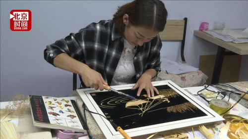 麦秸画出新天地 90后女孩巧手变废为宝，月入万元