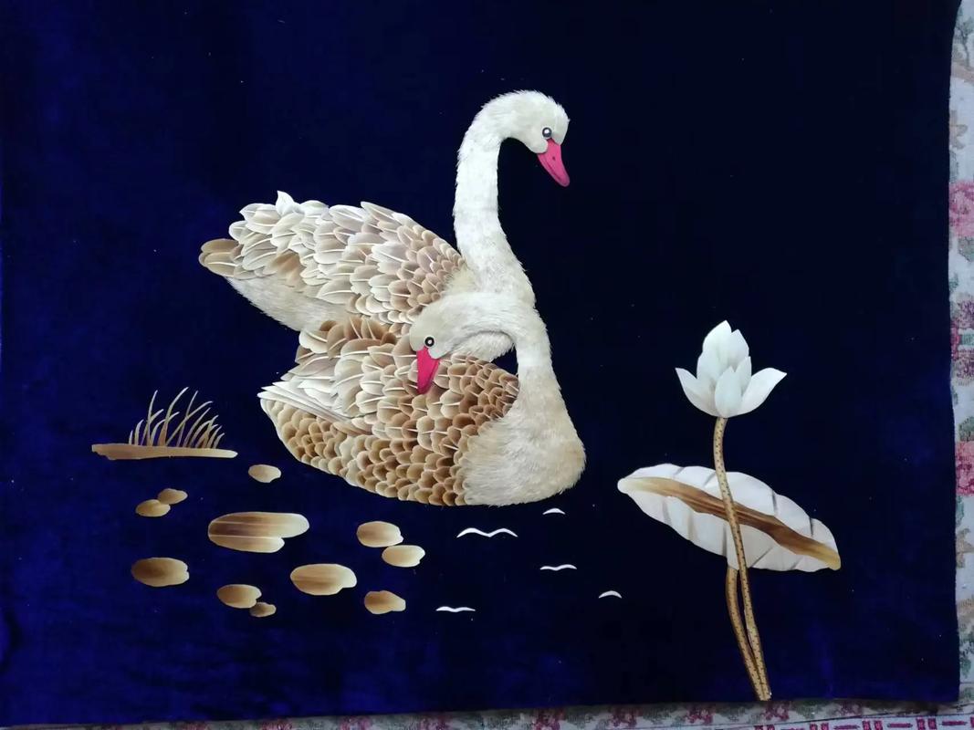 麦秸画 指尖上的金色光影——记和光老师母亲与三省的省级非遗传承